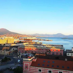 Marina Sky 8 Gasthof Neapel