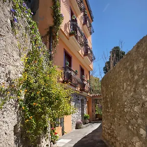 Re Tancredi Frühstückspension Taormina